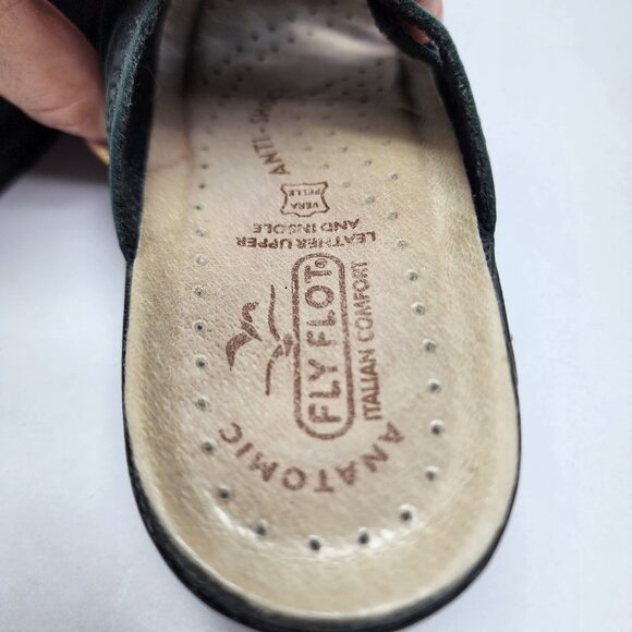 Fly Flot Womens Size 8  Leather Upper Anti-Shock Black Sandals - Picture 2 of 12